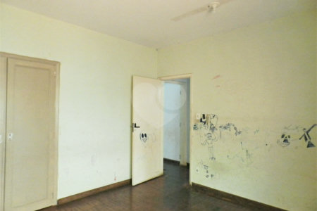 Casa à venda com 3 quartos, sendo 1 suíte,  em Jardim Sumaré, Ribeirão Preto, SP