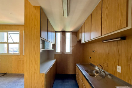 Apartamento à venda com 4 suítes em Jardim Marajoara, São Paulo, SP
