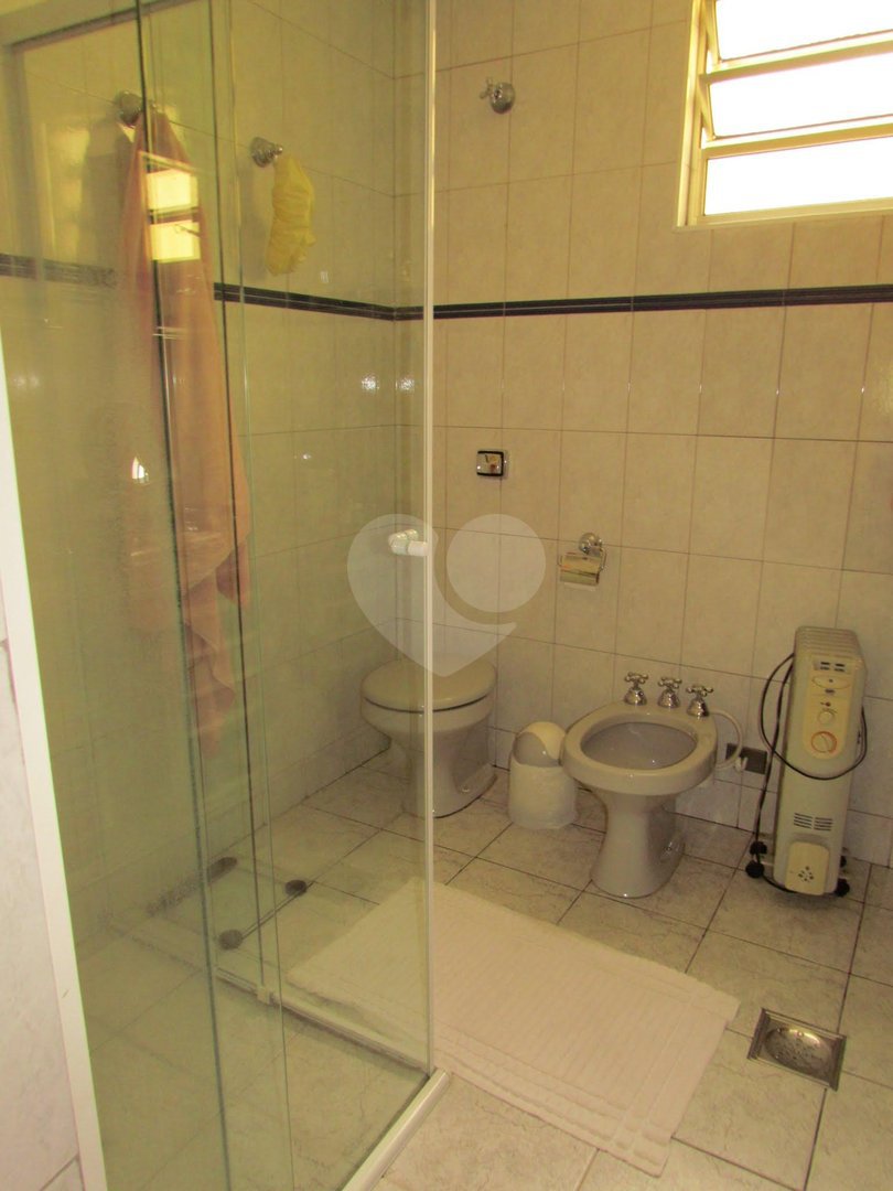 Casa de Vila à venda com 4 quartos, sendo 1 suíte, em Chácara Monte Alegre, São Paulo, SP