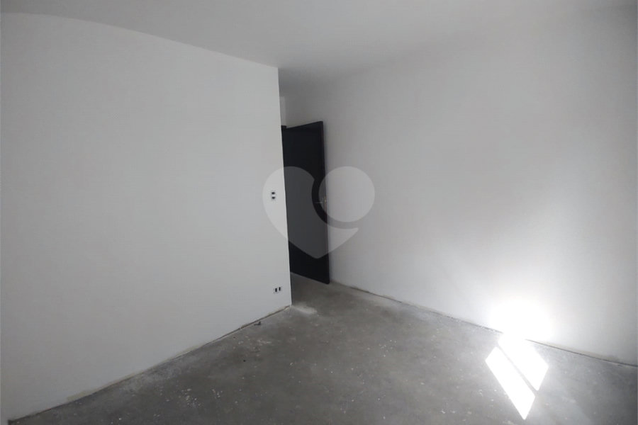 Sobrado à venda com 3 quartos, sendo 1 suíte, em Vila Nova Mazzei, São Paulo, SP