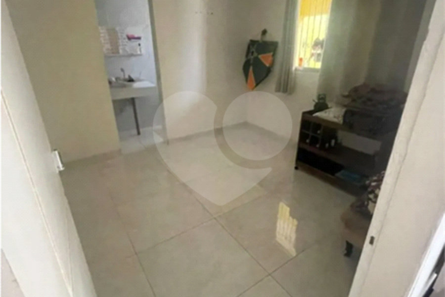 Casa de Vila à venda com 3 quartos, sendo 1 suíte,  em PARQUE EDU CHAVES, São Paulo, SP