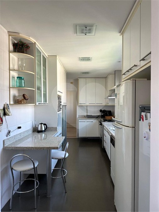 Apartamento à venda com 3 suítes em Vila Suzana, São Paulo, SP