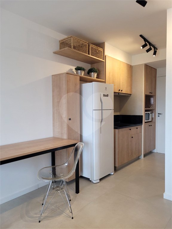 Apartamento à venda ou para alugar com 1 quarto em Pinheiros, São Paulo, SP