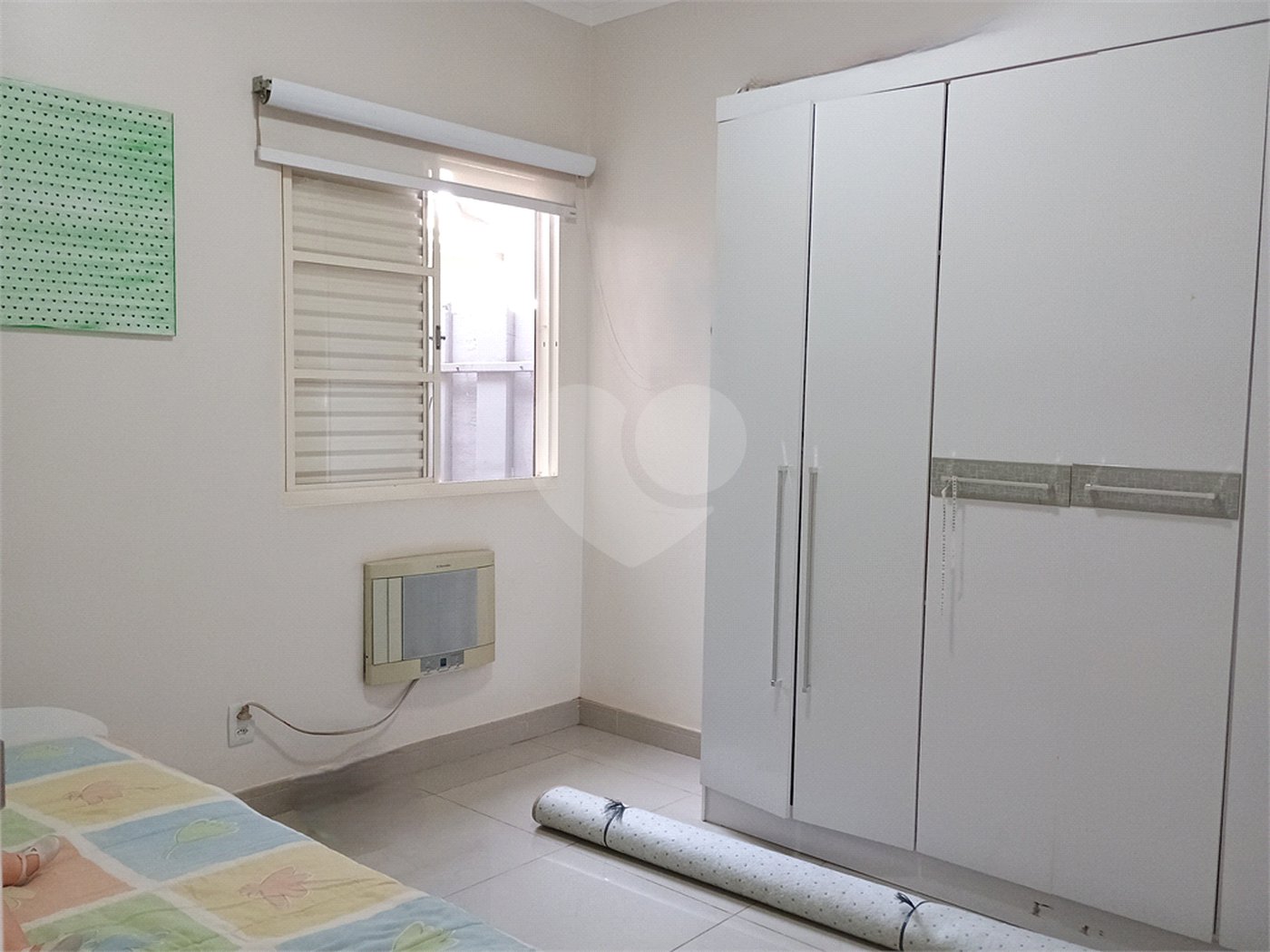 Casa à venda com 3 quartos, sendo 1 suíte, no condomínio Portal dos Pinheiros, Ribeirão Preto - SP