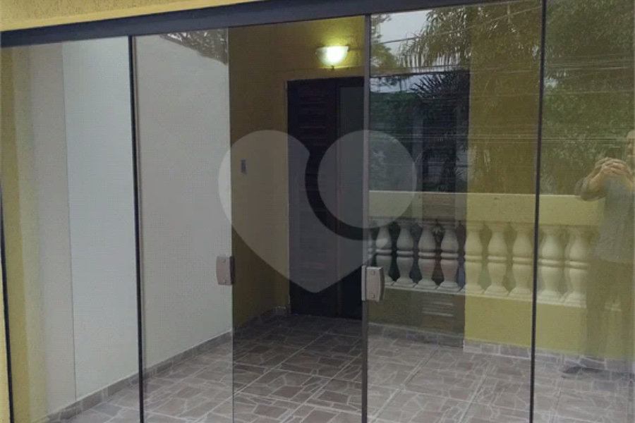 Sobrado à venda com 2 quartos em Conjunto Residencial Vista Verde, São Paulo, SP
