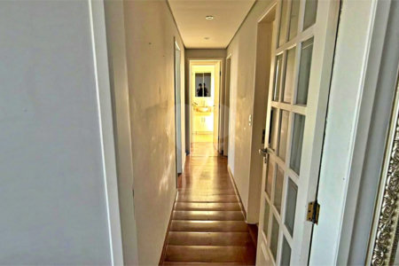Apartamento à venda com 3 quartos, sendo 1 suíte, em Santo Amaro, São Paulo, SP