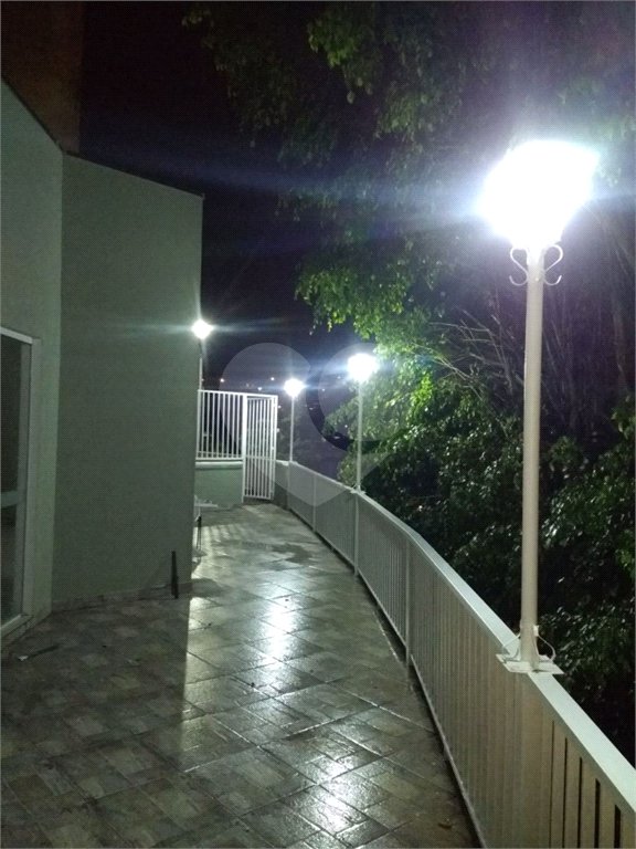 Casa à venda com 5 quartos, sendo 4 suítes, no condomínio Village St. Louis, São Paulo - SP