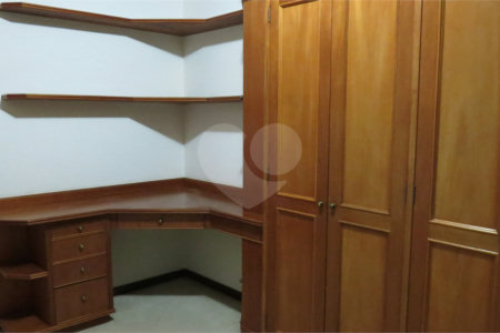Apartamento à venda com 4 quartos, sendo 2 suítes,  em Cambuí, Campinas, SP