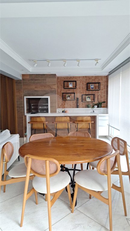 Apartamento para alugar com 3 suítes em Vila Gertrudes, São Paulo, SP
