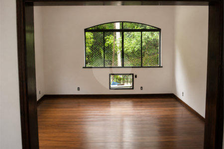 Casa à venda com 8 quartos, sendo 4 suítes, em Parque Alves de Lima, São Paulo, SP
