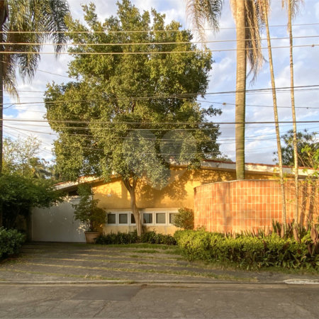 Casa de Vila à venda com 5 quartos, sendo 4 suítes, em Chácara Santo Antônio, São Paulo, SP