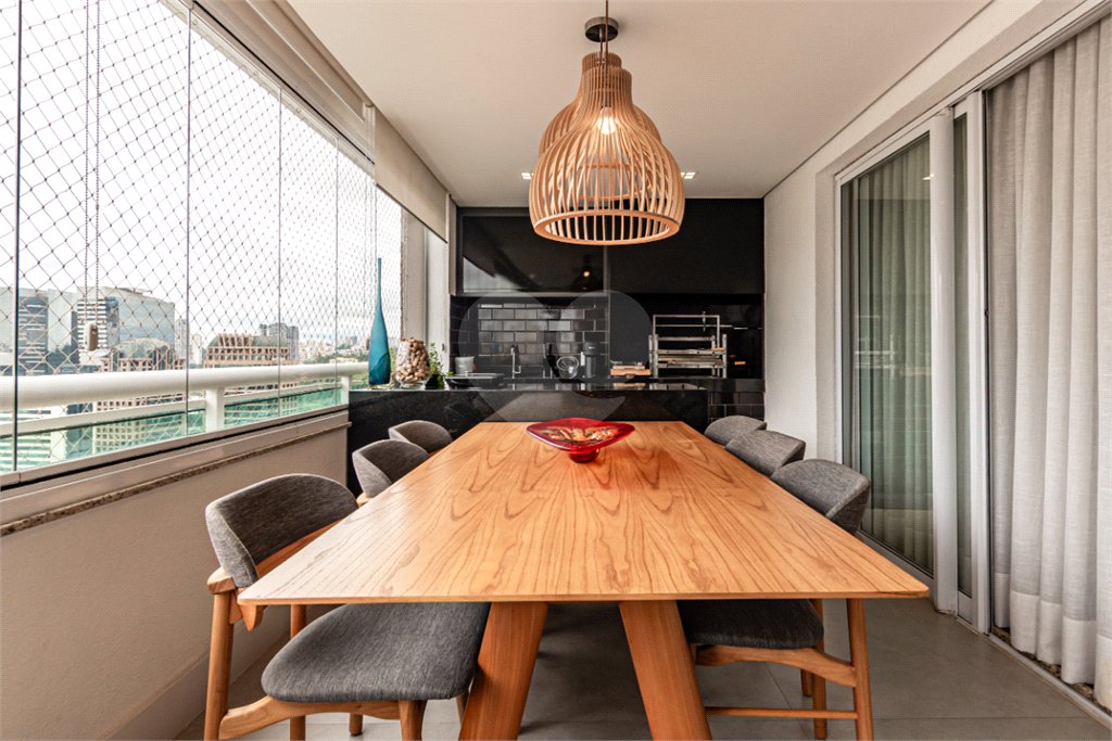 Apartamento à venda com 3 suítes em Brooklin, São Paulo, SP