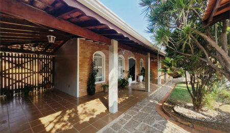 Casa Térrea à venda com 3 quartos, sendo 1 suíte,  no Centro, Indaiatuba, SP