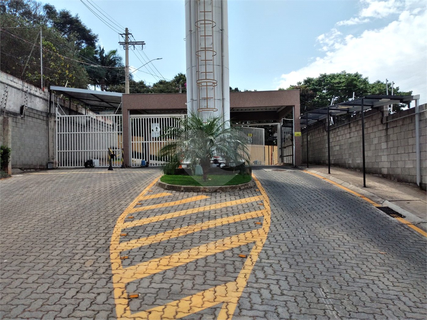 Casa à venda com 2 quartos no condomínio Novo Horizonte, Itapetininga - SP