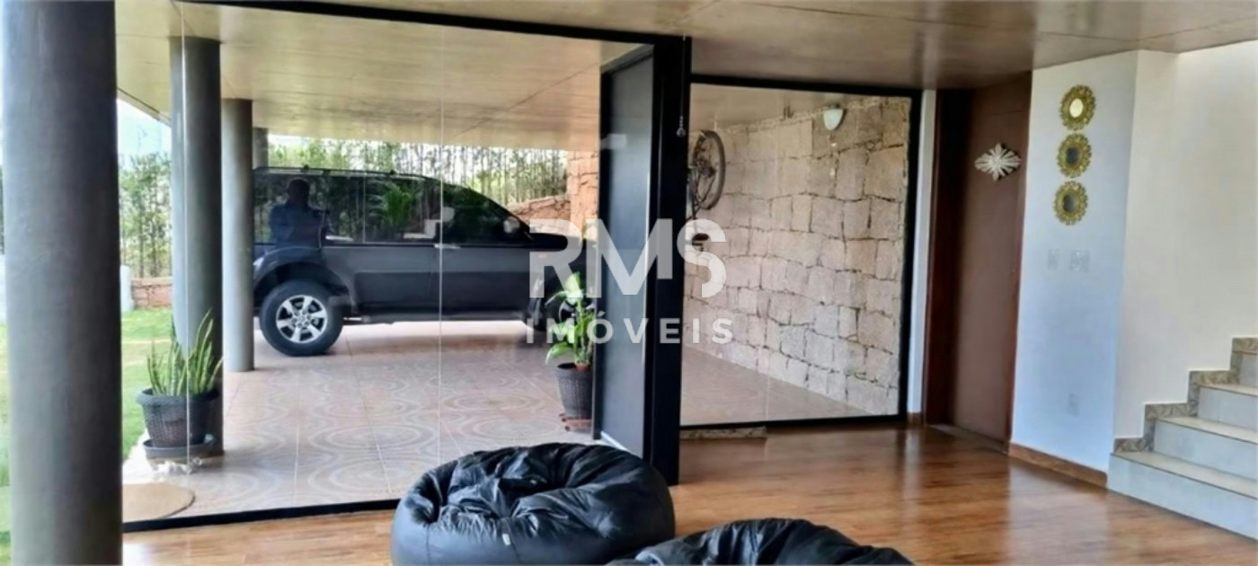Casa à venda com 4 suítes no condomínio Xapada, Itu - SP