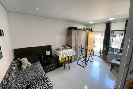 Sobrado à venda com 6 quartos, sendo 2 suítes,  em Vila Mazzei, São Paulo, SP