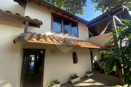 Casa à venda com 6 quartos, sendo 4 suítes, em Canto, Armação dos Búzios, RJ
