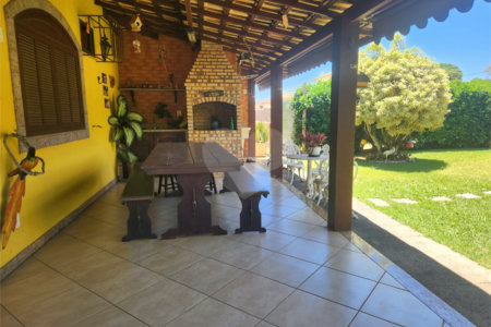 Casa à venda com 3 quartos, sendo 1 suíte, em Rasa, Armação dos Búzios, RJ