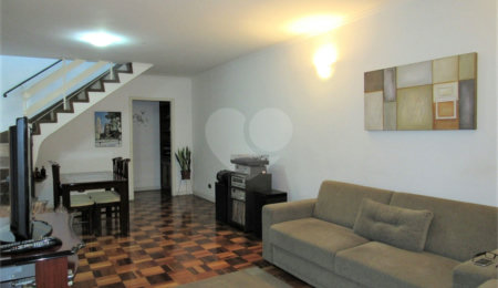Sobrado à venda com 3 quartos, sendo 1 suíte, em Vila Mascote, São Paulo, SP