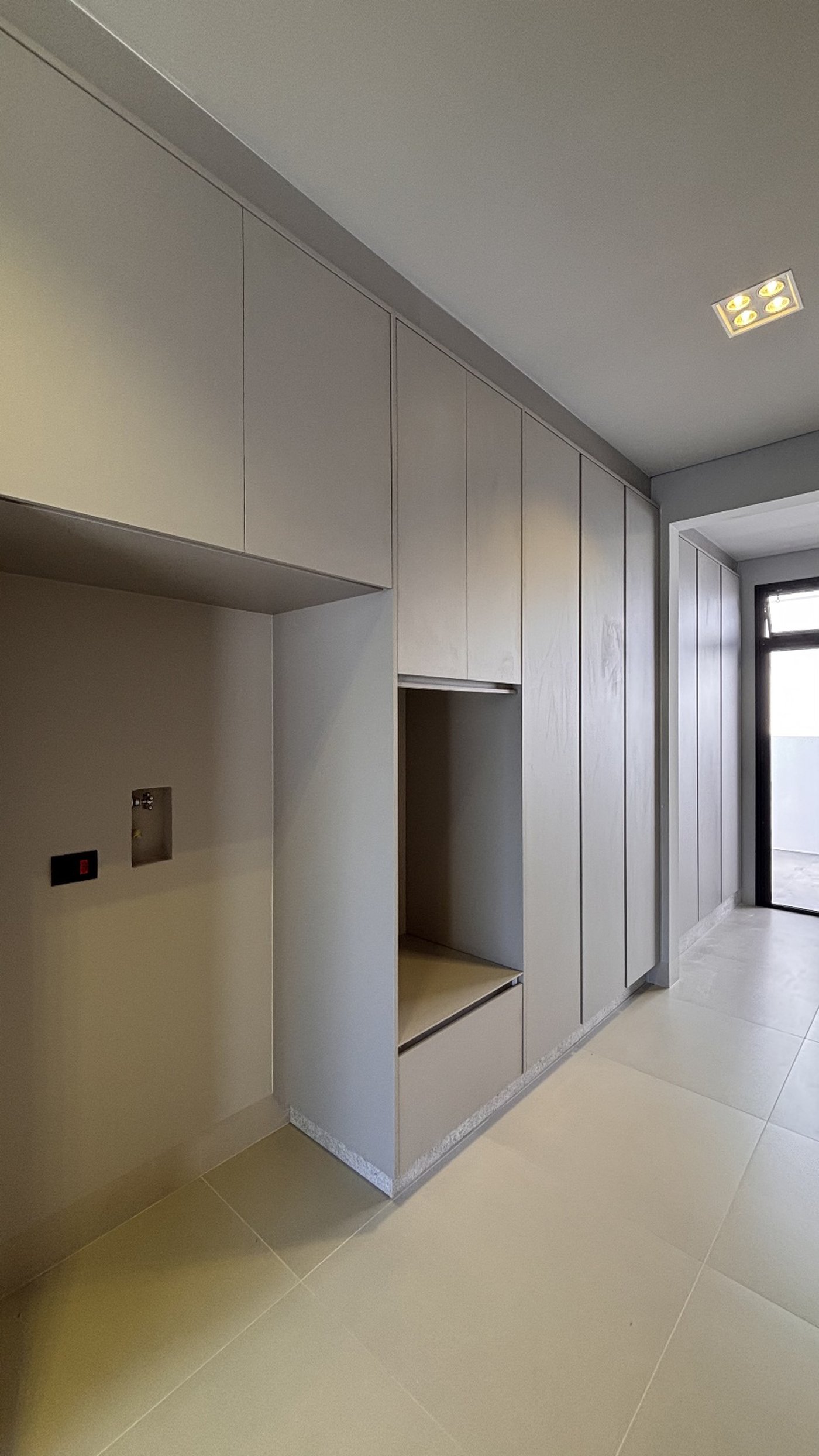 Casa à venda com 4 quartos, sendo 2 suítes, no condomínio Residencial Damha Belvedere, Presidente Prudente - SP