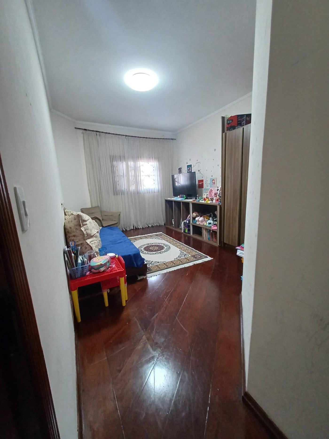 Casa à venda com 3 quartos, sendo 1 suíte, em Jardim Rosana, Guarulhos, SP