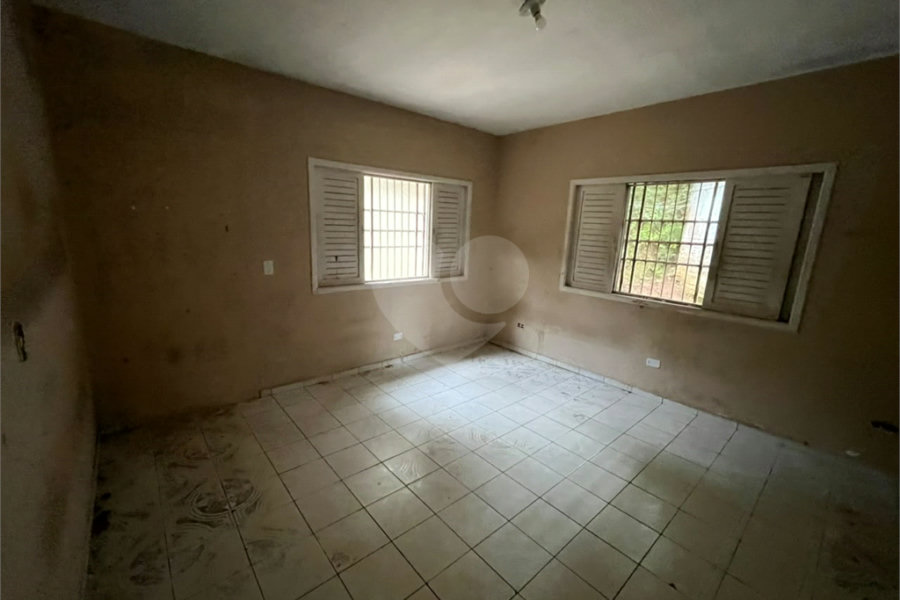 Casa à venda ou para alugar com 5 quartos em Roseira, Mairiporã, SP
