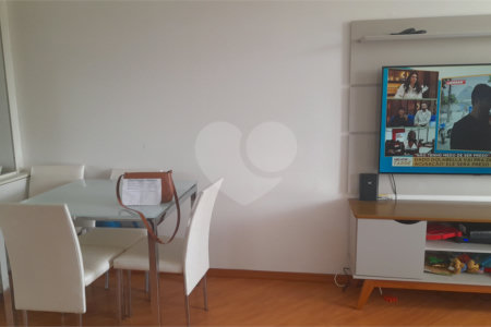 Apartamento à venda com 3 quartos em Vila Constança, São Paulo, SP