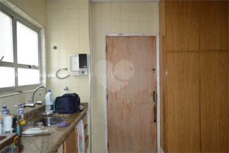 Apartamento à venda com 3 quartos, sendo 1 suíte,  em Vila Mariana, São Paulo, SP
