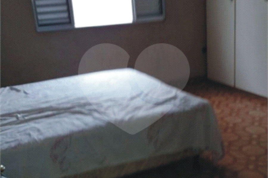 Casa à venda com 3 quartos, sendo 1 suíte, em Santana, São Paulo, SP