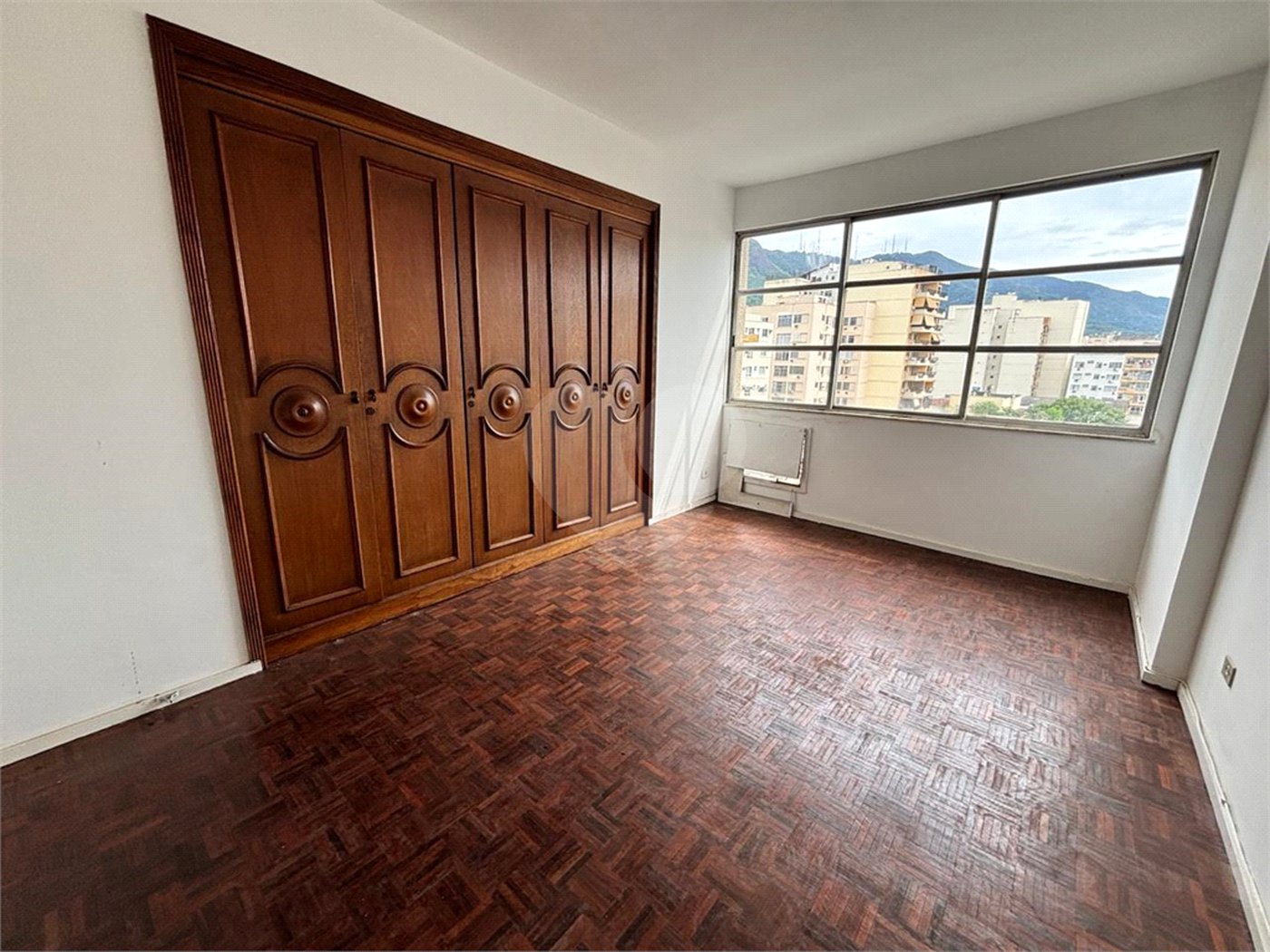 Apartamento à venda com 3 quartos, sendo 1 suíte,  em Maracanã, Rio de Janeiro, RJ