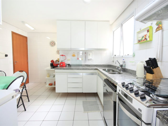 Apartamento à venda com 3 suítes em Vila Mascote, São Paulo, SP