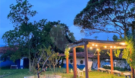 Sítio à venda com 6 quartos, sendo 5 suítes,  em Dos Mimis, Piracaia, SP