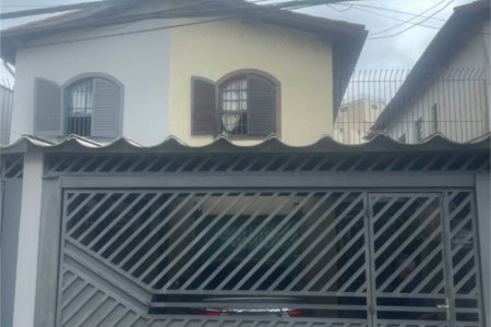 Sobrado à venda com 3 quartos em Vila Nova Alba, São Paulo, SP