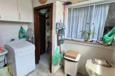 Casa à venda com 3 quartos, sendo 1 suíte, no condomínio Indefinido_ernani Pinto_439, São Paulo - SP
