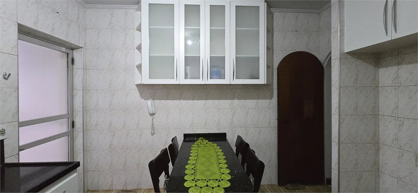 Casa à venda com 3 quartos, sendo 1 suíte, em Lar São Paulo, São Paulo, SP