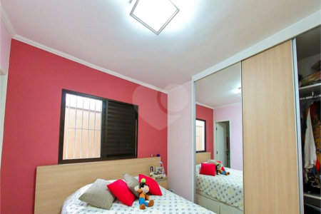 Sobrado à venda com 4 quartos, sendo 3 suítes, em Vila Mazzei, São Paulo, SP