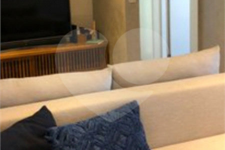 Apartamento à venda com 3 quartos, sendo 1 suíte, em Tatuapé, São Paulo, SP