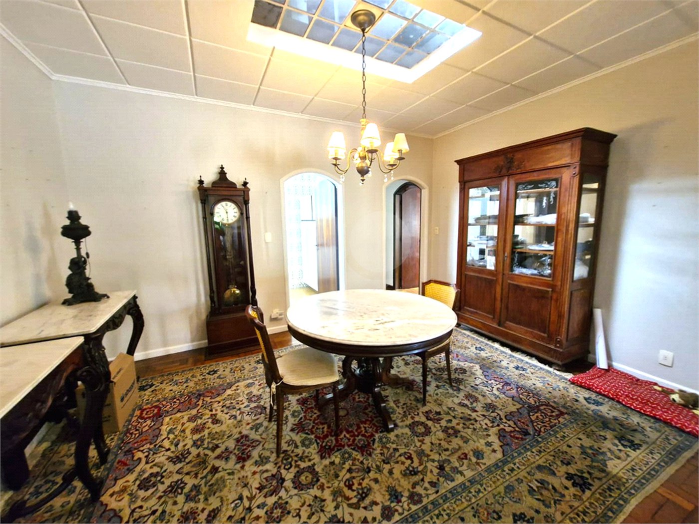 Casa à venda com 4 quartos, sendo 1 suíte,  em Granja Julieta, São Paulo, SP