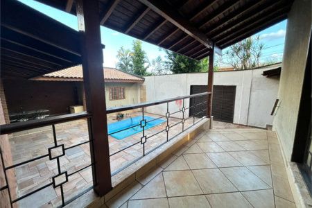 Sobrado à venda com 3 quartos, sendo 1 suíte,  em Parque dos Bandeirantes, Ribeirão Preto, SP