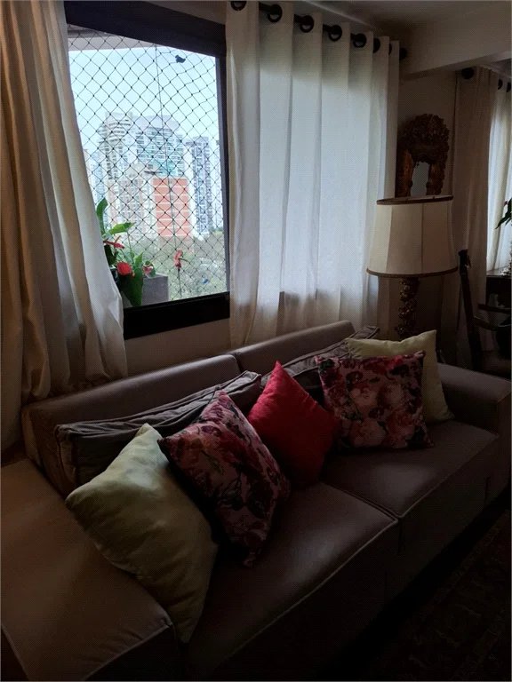 Apartamento à venda com 4 quartos, sendo 2 suítes, em Brooklin Paulista, São Paulo, SP