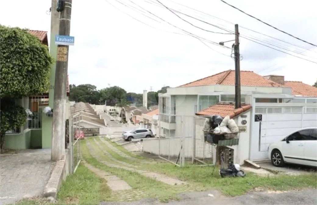 Triplex à venda com 3 quartos em Chácara Canta Galo, Cotia, SP