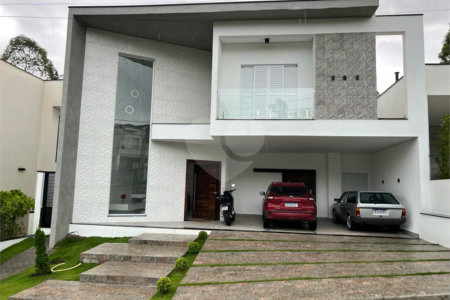 Casa à venda com 4 quartos, sendo 3 suítes,  no condomínio Mosaico Essence - Fase 1, Mogi das Cruzes - SP