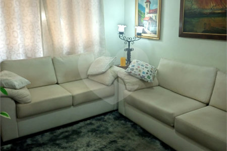 Sobrado à venda com 3 quartos em Jardim Colombo, São Paulo, SP
