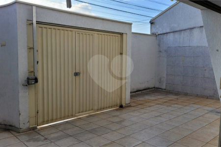 Sobrado à venda com 4 quartos, sendo 1 suíte, em Jardim Planalto, Paulínia, SP