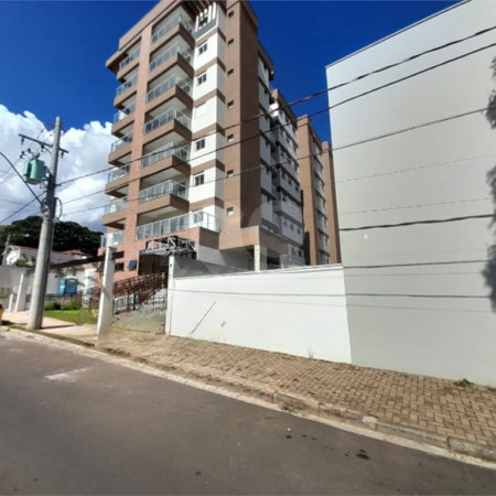 Excelente oportunidade de apartamento à venda no Edifício Monet