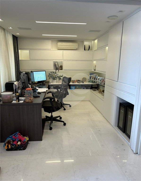 Apartamento à venda com 3 quartos, sendo 1 suíte, em Higienópolis, São Paulo, SP
