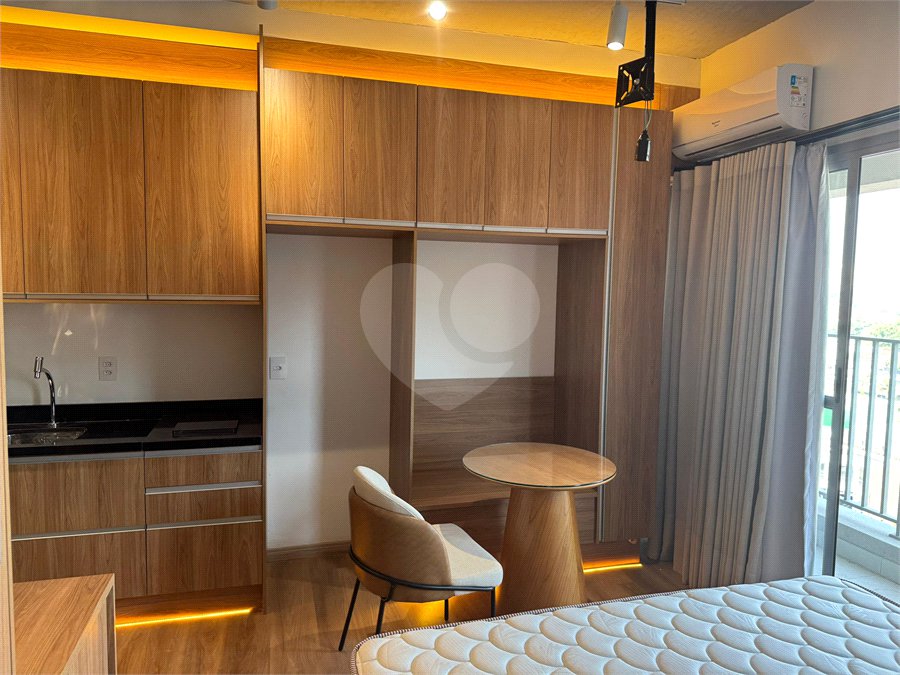 Apartamento à venda com 1 suíte em Indianópolis, São Paulo, SP