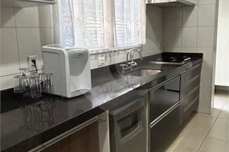 Casa à venda com 4 quartos, sendo 2 suítes, no condomínio Chácara das Palmeiras Imperiais, Jundiaí - SP