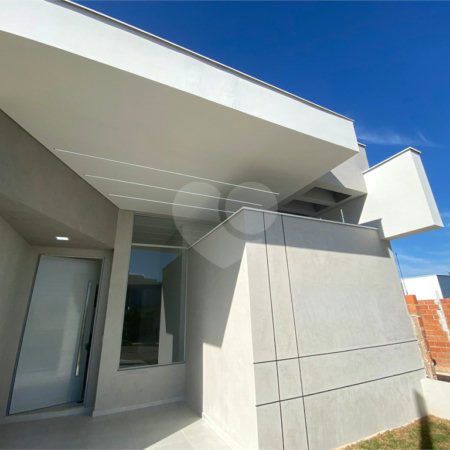 Casa à venda com 3 quartos, sendo 1 suíte, no condomínio Horto Florestal Villagio, Sorocaba - SP