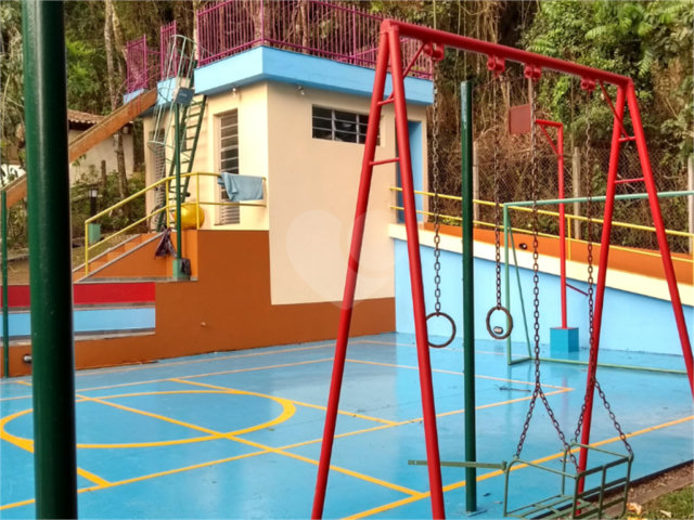 Casa à venda com 3 quartos no condomínio Champs Elysees Village, Mairiporã - SP